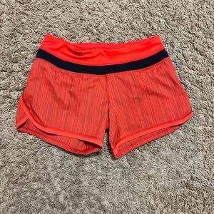 Lulu red/orange shorts